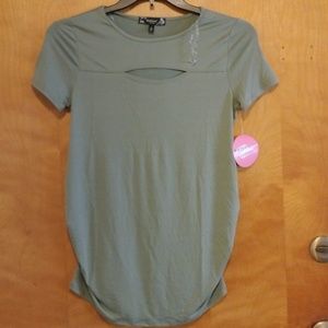 Maternity Derek Heart Green blouse.